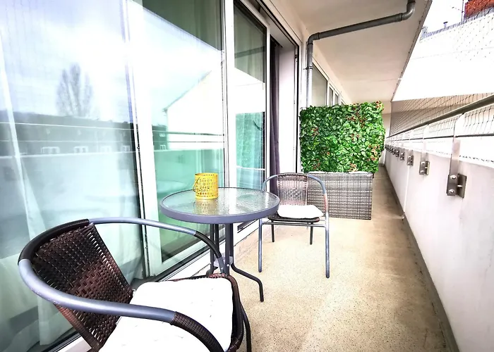 Apartament Hh 01 By Rockchair - Superhost Status - Modernes Mit Sonnigem Balkon & Premium Boxspringbetten In Winterhude - Geheimtipp