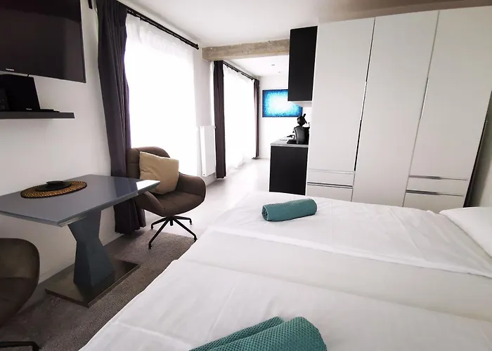 Apartament Hh 01 By Rockchair - Superhost Status - Modernes Mit Sonnigem Balkon & Premium Boxspringbetten In Winterhude - Geheimtipp Hamburg
