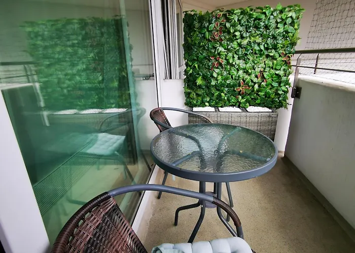 Hh 01 By Rockchair - Superhost Status - Modernes Mit Sonnigem Balkon & Premium Boxspringbetten In Winterhude - Geheimtipp Hamburg